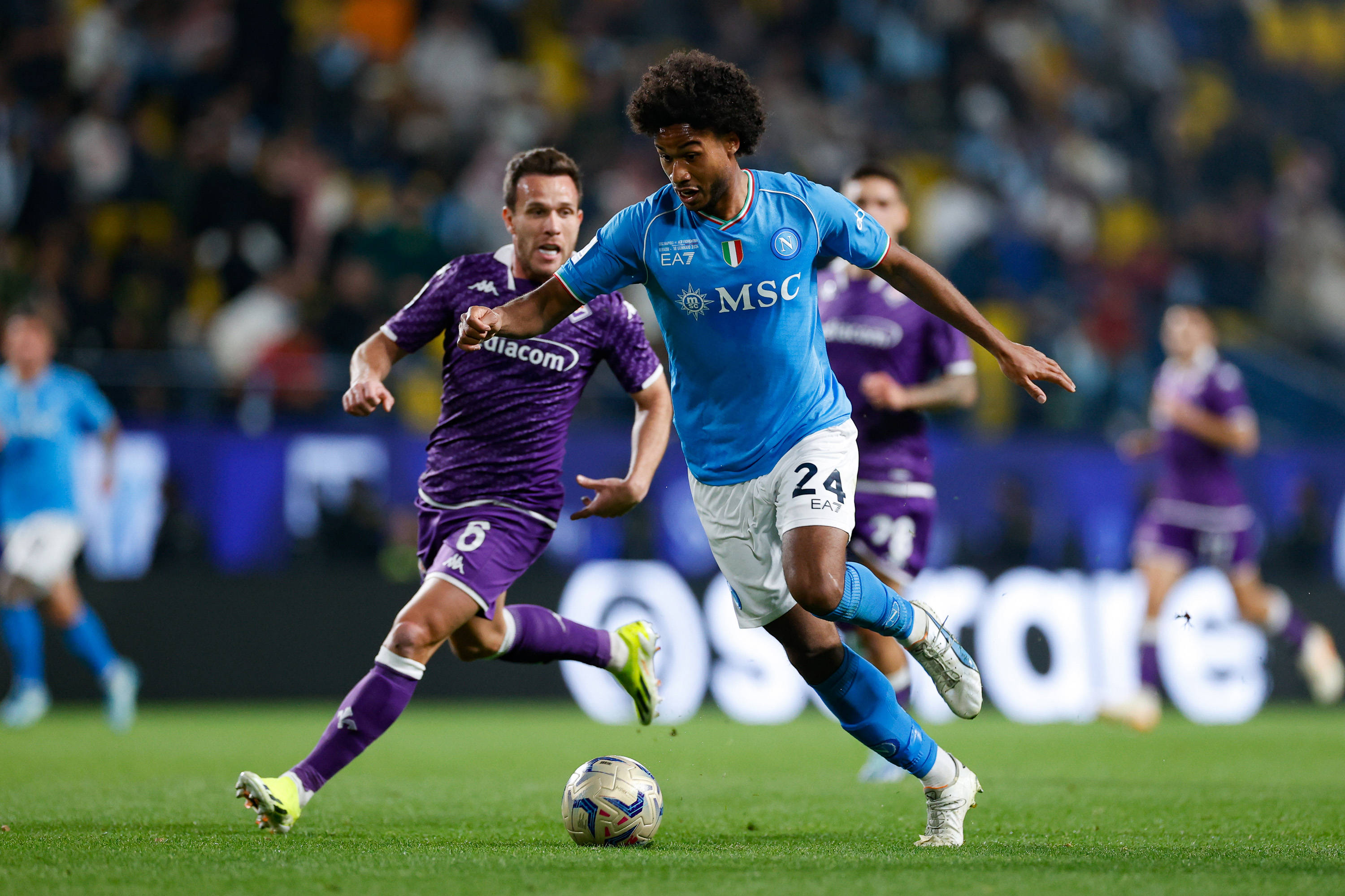 意大利足球豪门:佛罗伦萨击败对手成功 意大利足球豪门:佛罗伦萨击败对手成功