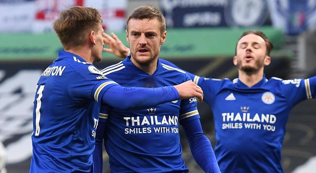 德信体育-埃弗顿对阵斯托克城,黄蓝之争胜负难分!