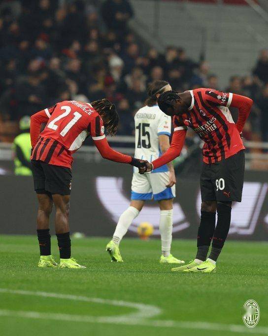 AC米兰冲击榜首,意甲争冠前景引期待 AC米兰冲击榜首,意甲争冠前景引期待