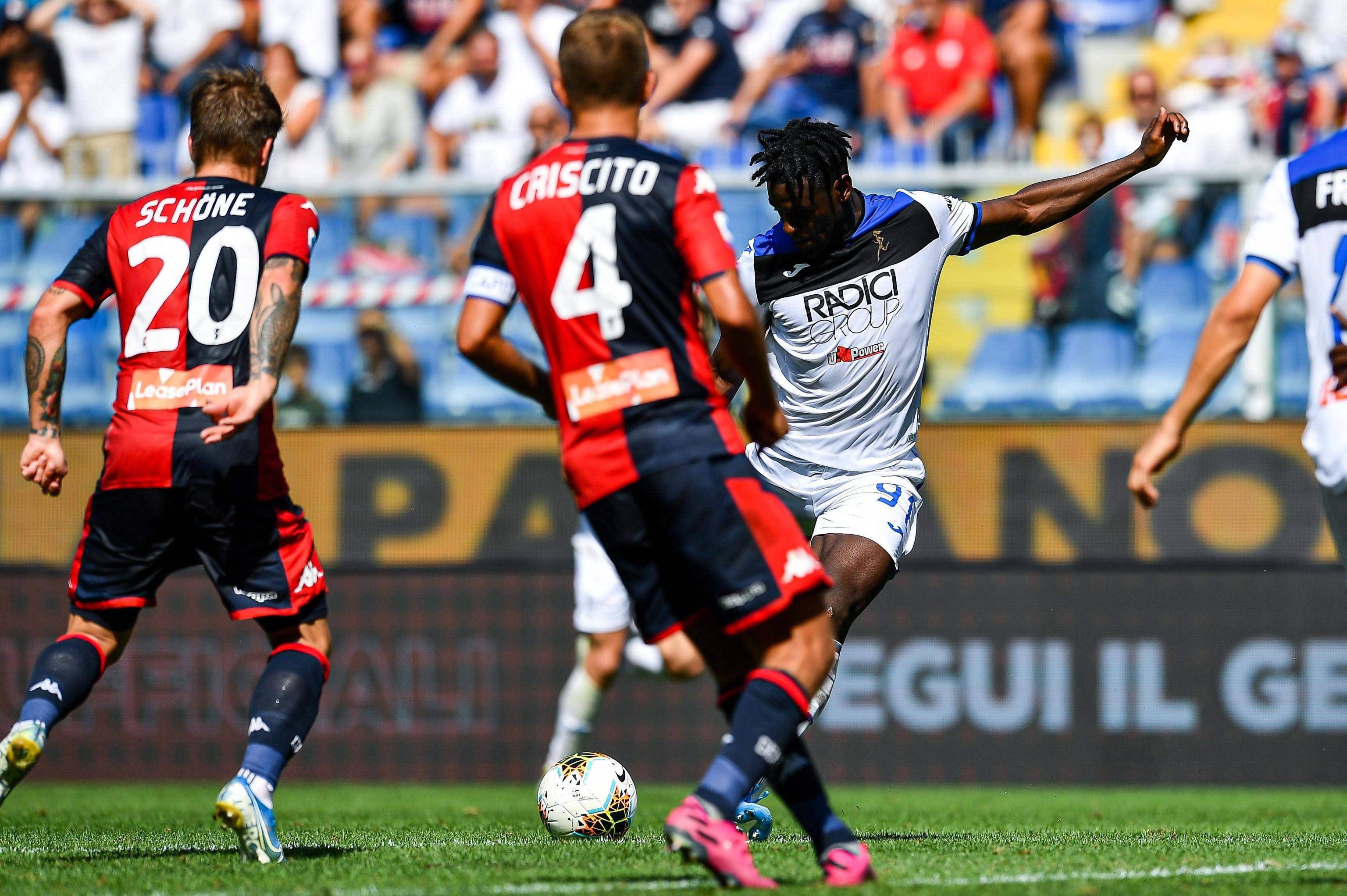 亚特兰大客场告捷,继续领跑意甲 亚特兰大客场告捷,继续领跑意甲