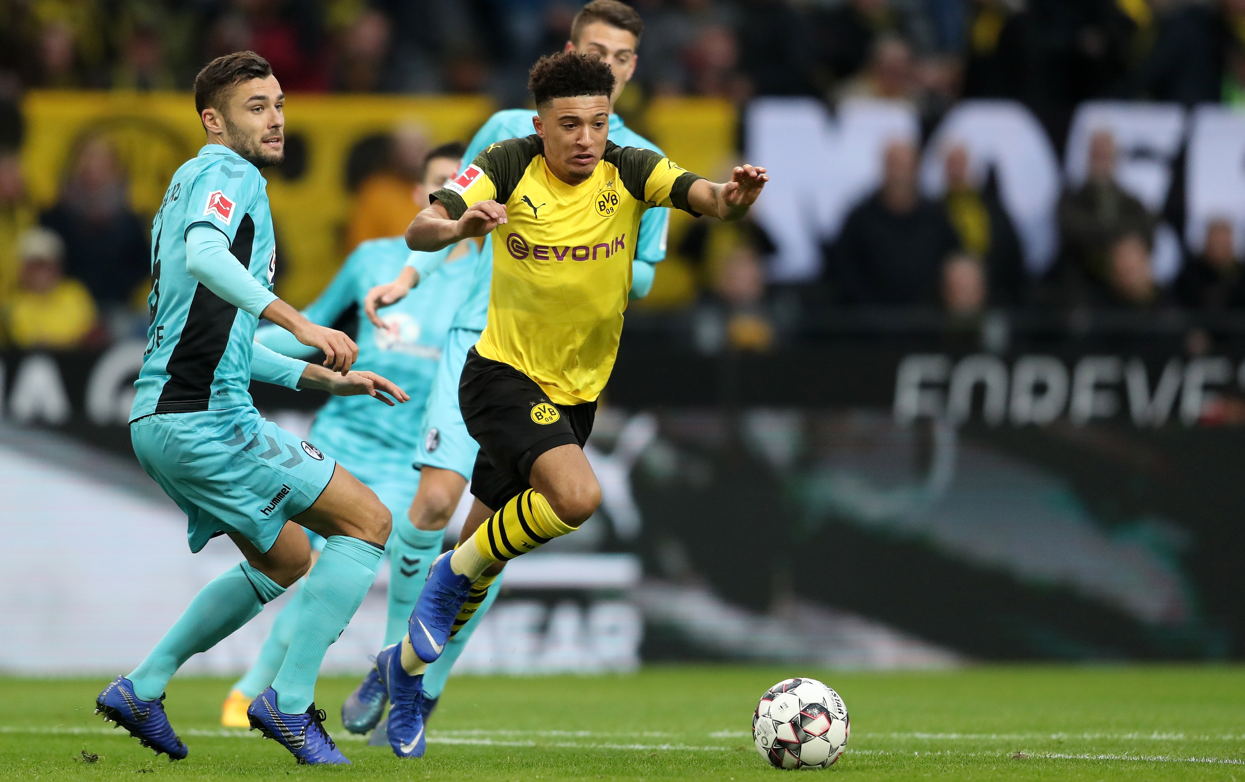 德信官网下载-弗赖堡主场不敌沃尔夫斯堡,遭遇连败