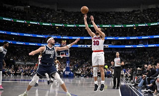 勇士队再战独行侠队,谁能笑到最后? 勇士队再战独行侠队,谁能笑到最后?