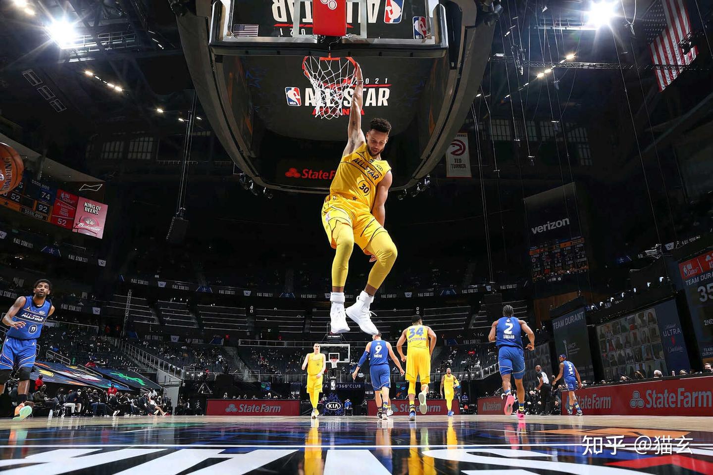 德信官网下载-战术反击精准,球队击败强劲对手