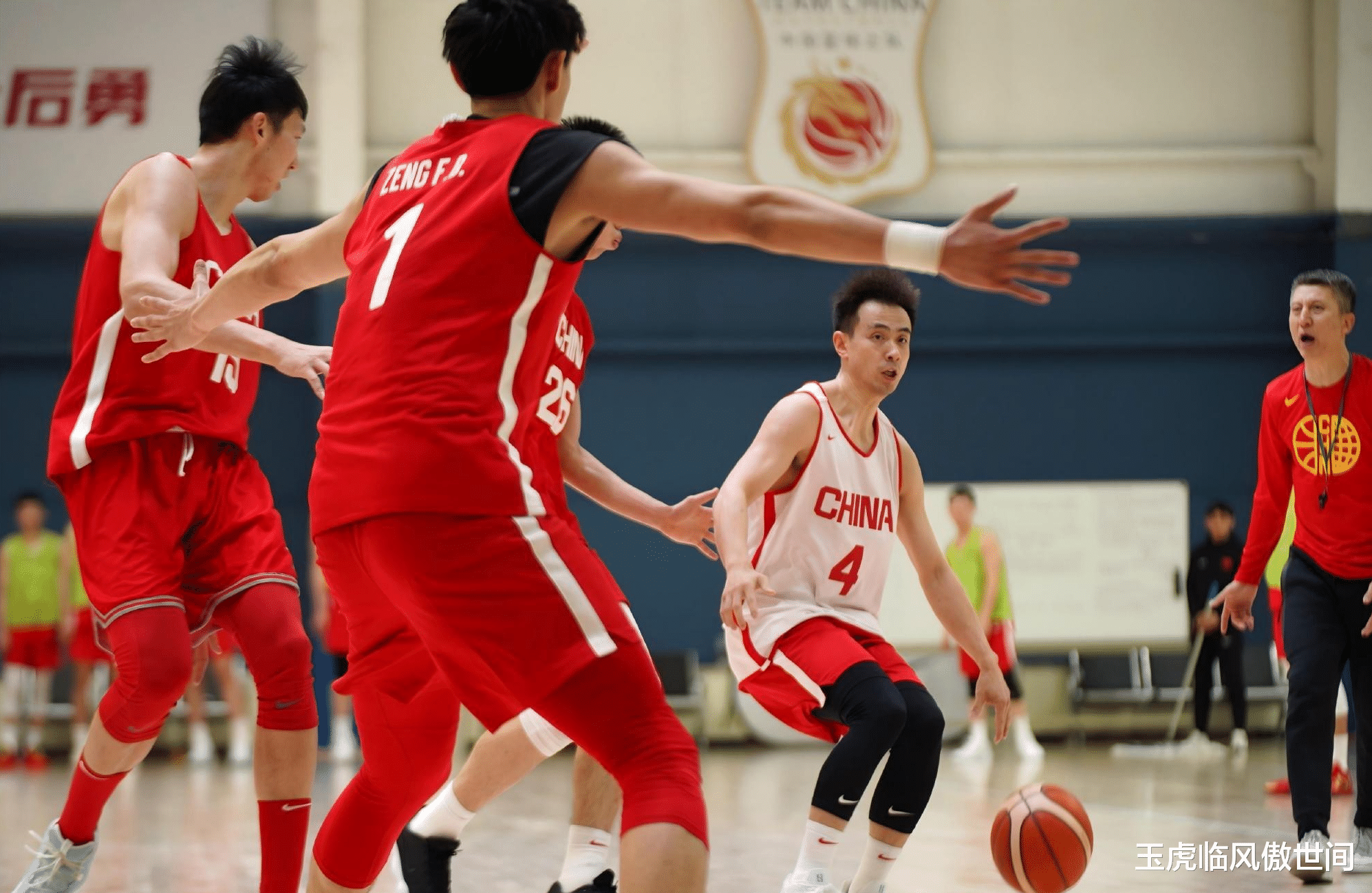 深圳男篮聚焦训练,欲冲击冠军! 深圳男篮聚焦训练,欲冲击冠军!